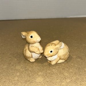 Ceramic Bunny Salt & Pepper Shakers EASTER